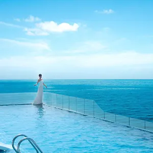 Vias - Transportation Included Hotel
